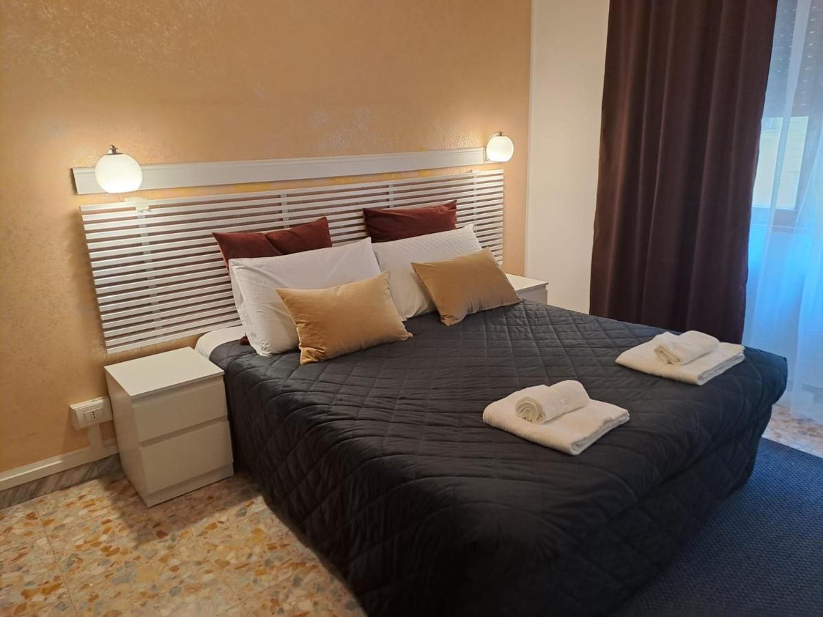 In Roma Life Hotell Exteriör bild