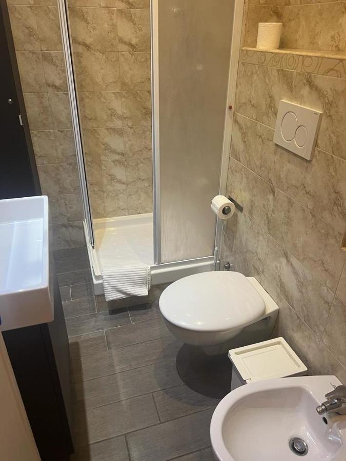 In Roma Life Hotell Exteriör bild