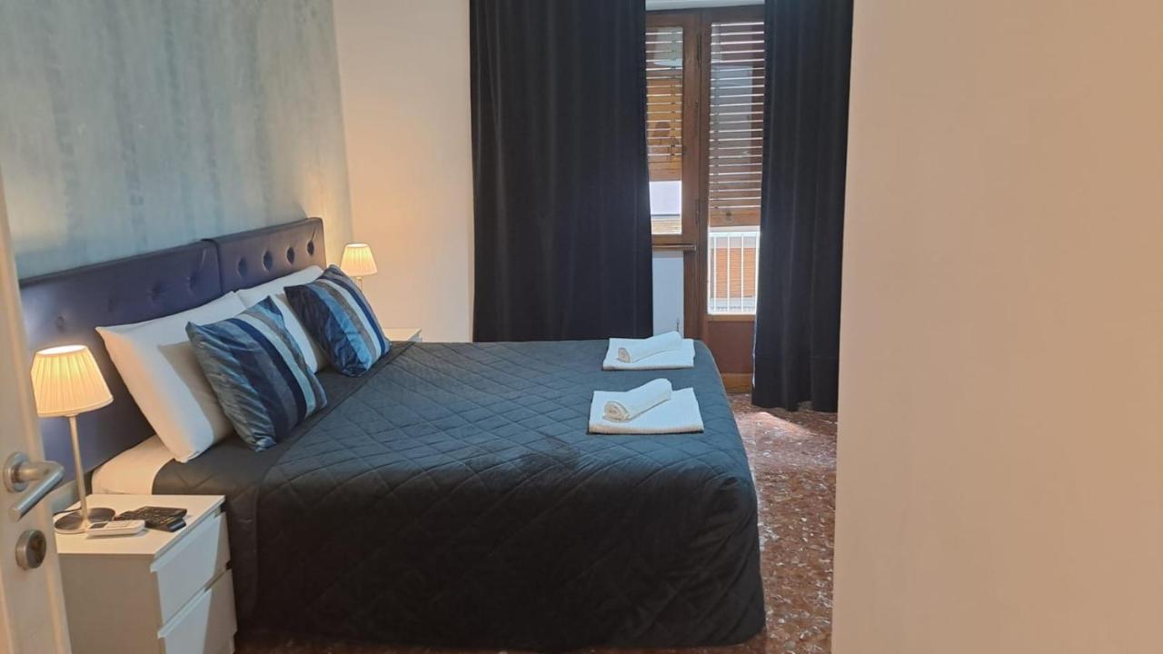 In Roma Life Hotell Exteriör bild